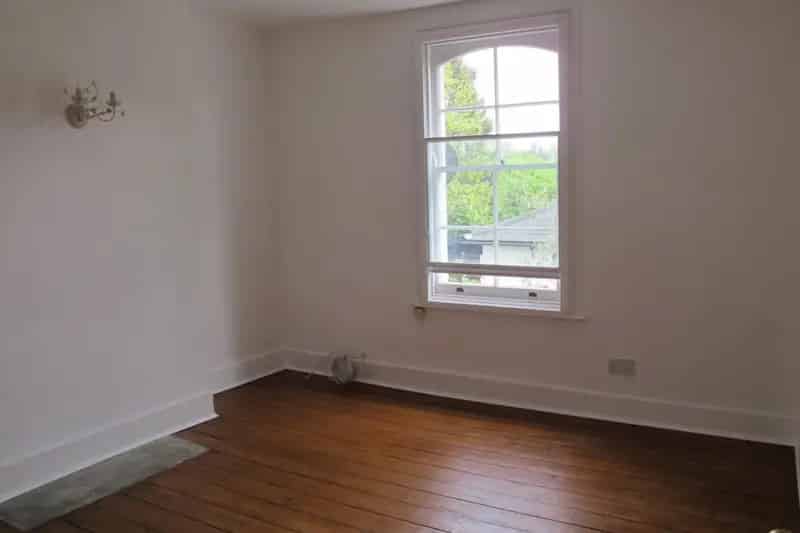 2 Bedroom Victorian Cottage Near Enfield Town Station