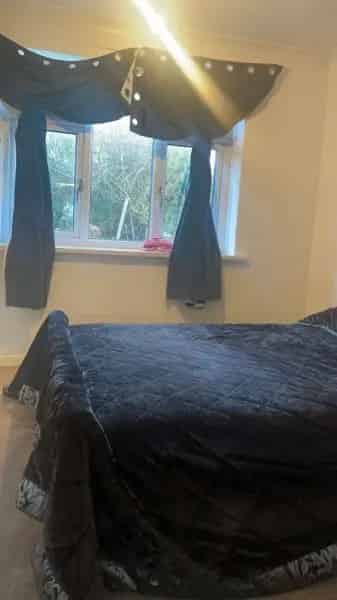 Ground Floor Apartment near Shops and Bus Stop