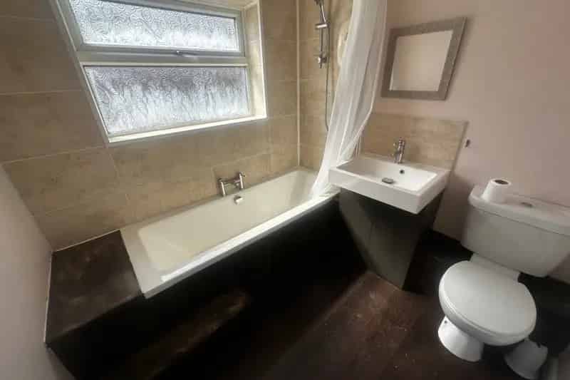 Two Bedroom House in Hexthorpe - Zero Deposit Guarantee