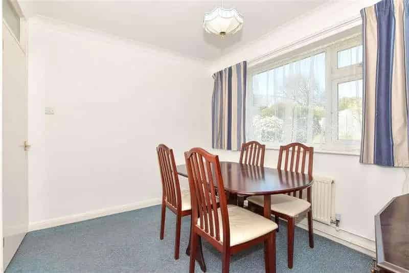 2 Bed House for Sale - Large Plot Garage Driveway