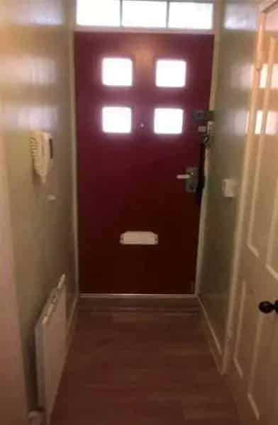 3 Bedroom Flat House or Maisonette  Near Schools and Amenities