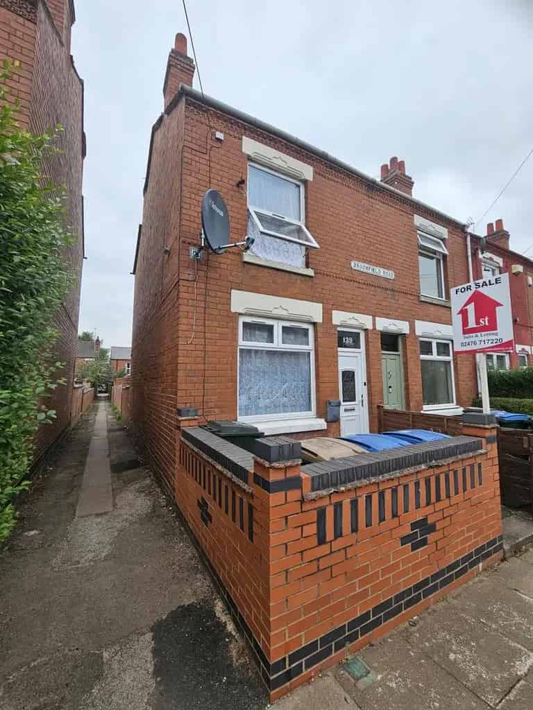 2 Bedroom End Terrace House Earlsdon For Sale