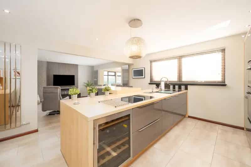 5 Bedroom Detached House Kingswells