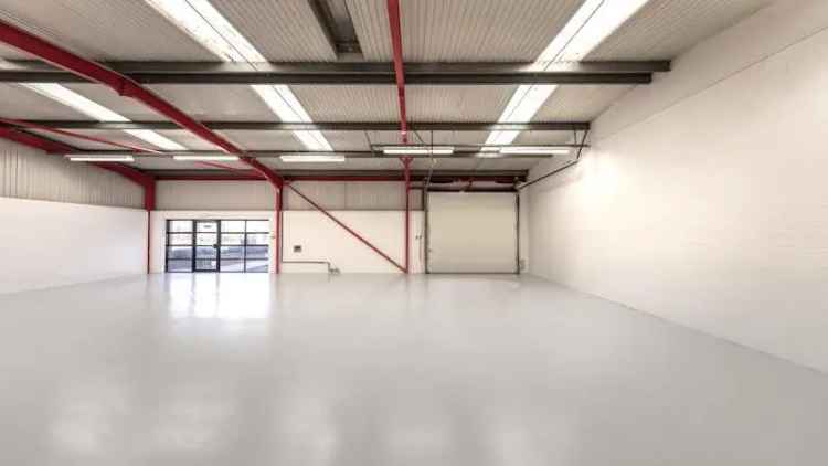 Industrial For Rent in Slough, England