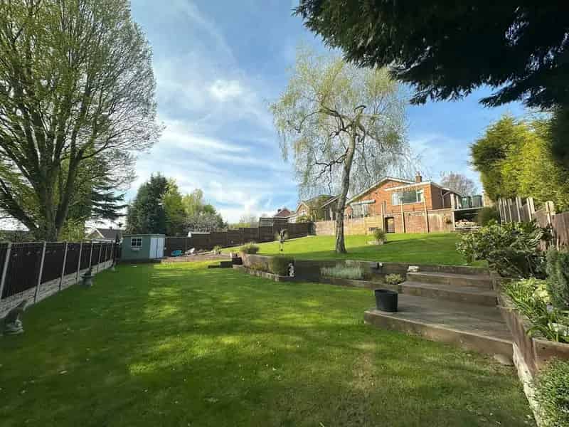 3 Bed Detached Bungalow West Bromwich