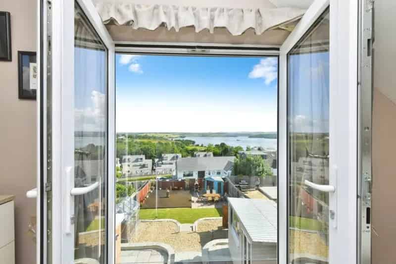 3-Bed Dormer Bungalow with River Tamar Views
