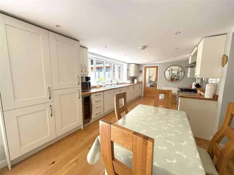 3 Bed House for Sale in Hordle