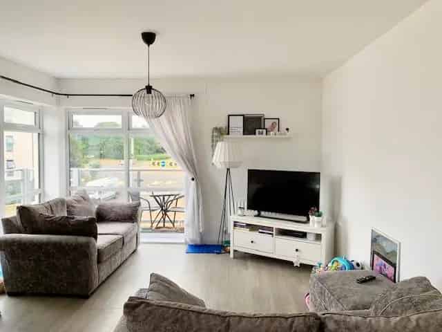 2 Bedroom Flat to Rent Charlton Hayes Modern Apartment