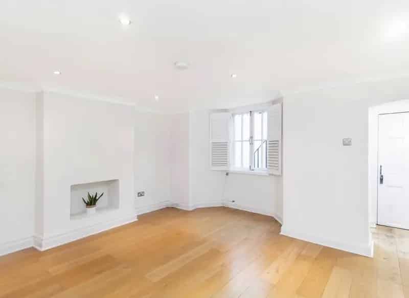 Bright Contemporary Apartment near River Thames South Park