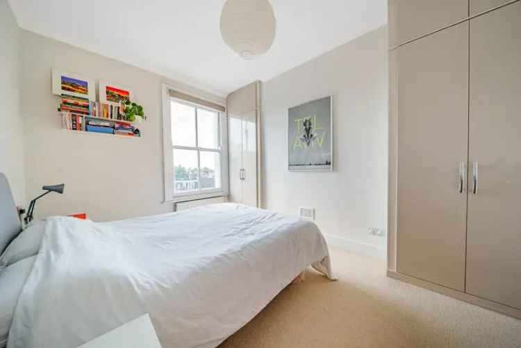 Flat For Sale in Hanley Road, London, England