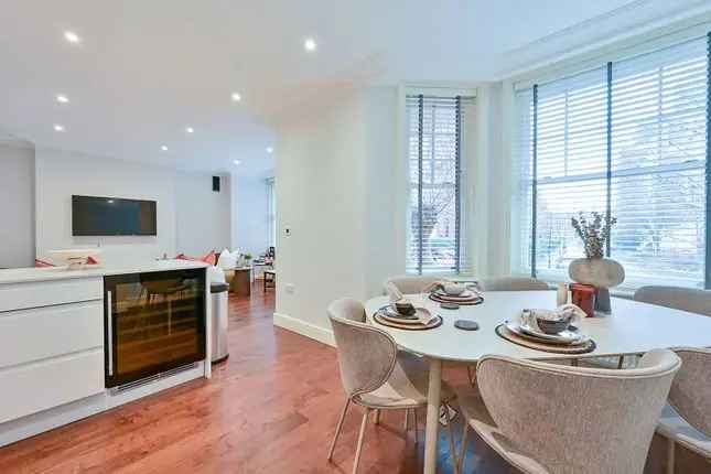 3 Bedroom Flat to Rent Hamlet Gardens Hammersmith W6