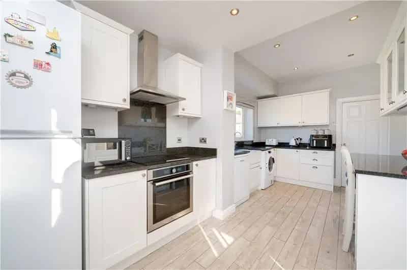 3 Bedroom Semi-Detached House for Sale in Baildon