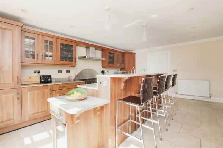 Four Bedroom Detached House in Misson