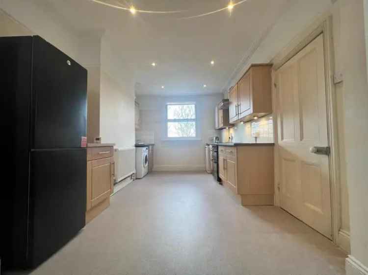 2 Bedroom Maisonette Available May 12 2025