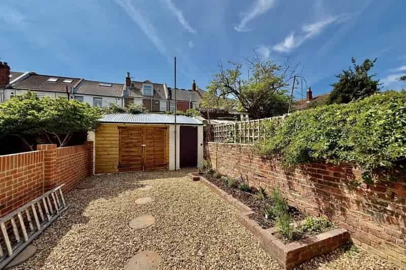 7-Bedroom House with En-Suites All Bills Included Portsmouth