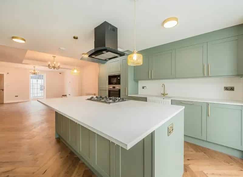 Four Bedroom Victorian House Near Angel Station