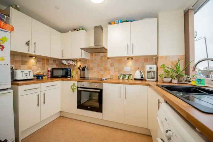2 Bedroom Flat To Rent Available May 31 2025