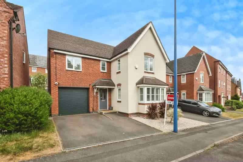 Stunning Four Bedroom Detached Family Home Rowley Regis