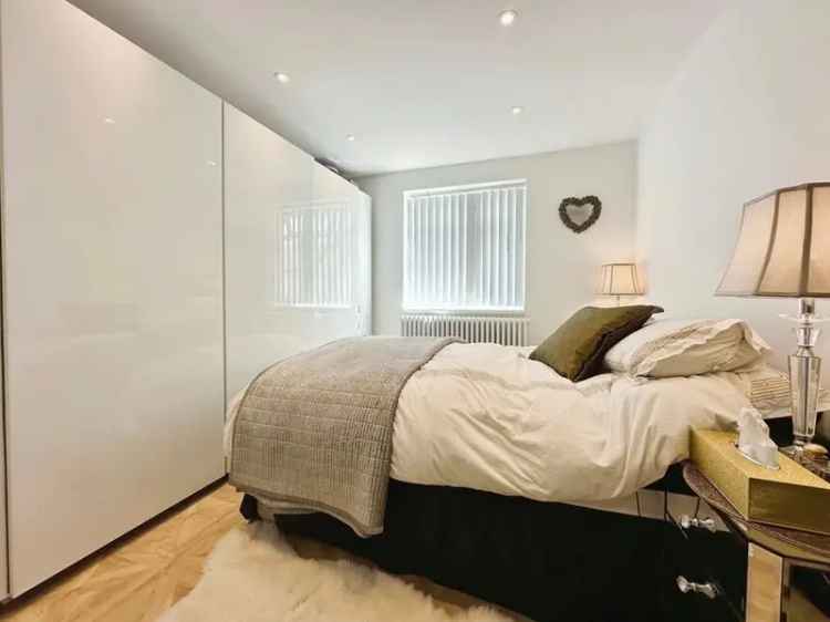 2 bedroom  Flat for sale, Rye, East Sussex, TN31