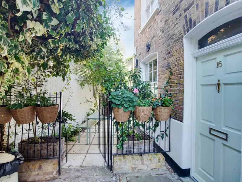 2 Bed End Terrace House Angel Islington