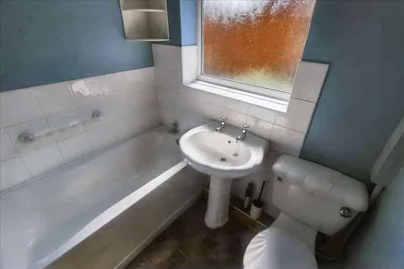 4 Bed 3 Storey Terrace House For Sale