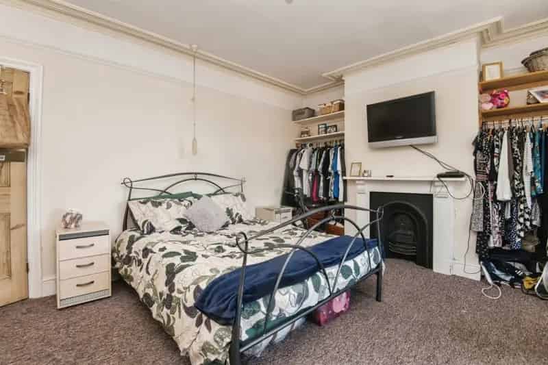 4 Double Bedroom Teraced House Near Exeter City Centre