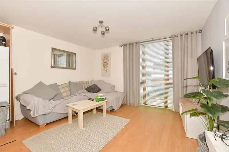 2 Bedroom Apartment For Sale First Time Buyers