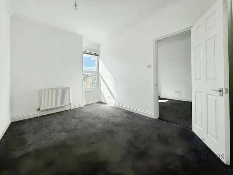 1 bedroom  Flat to rent, London, SE4