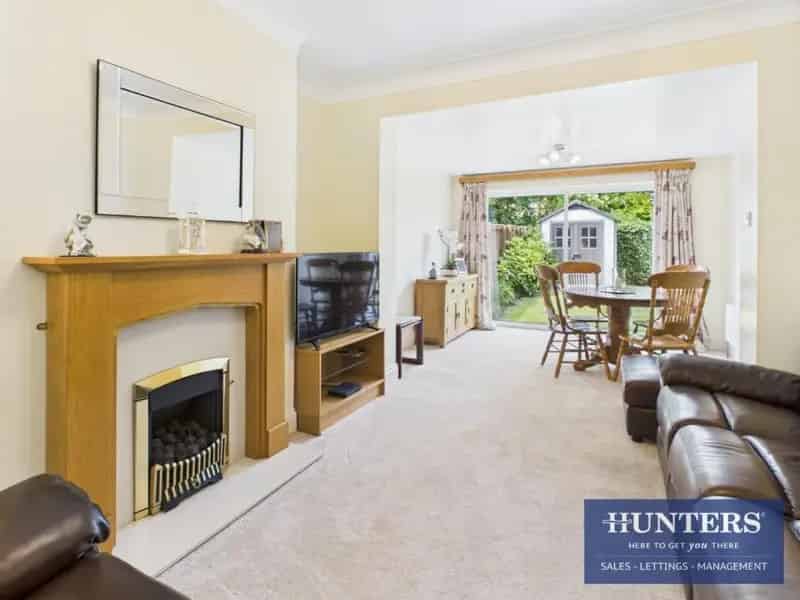 3 Bed Semi-Detached House for Sale