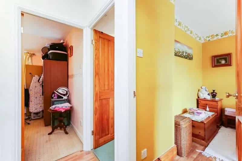 3 Bed End Terrace House For Sale Close To Amenities