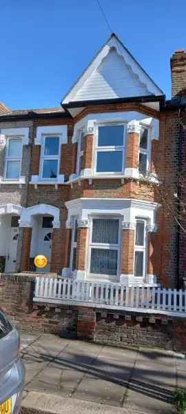 House For Rent in London, England