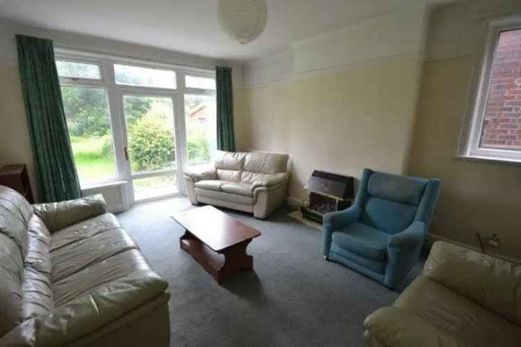 5 bedroom detached house to rent