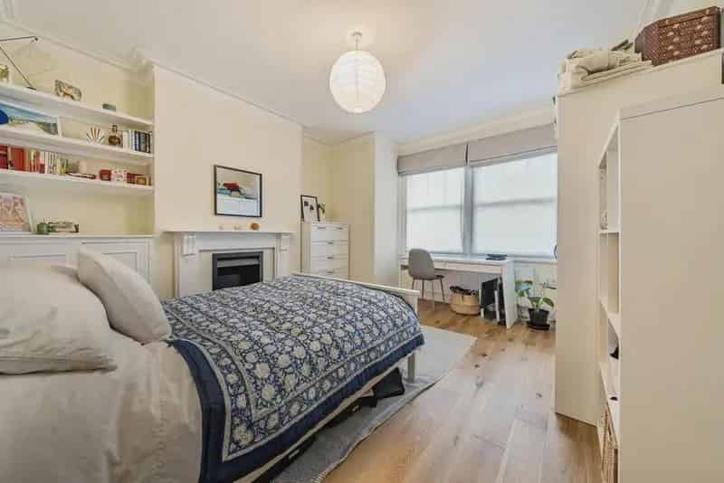 Two Double Bedroom Apartment Recently Refurbished