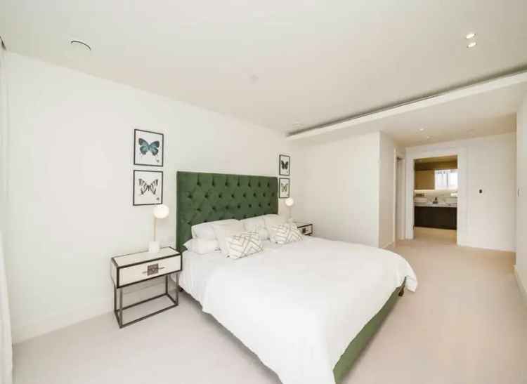 Luxury 3-Bed Chelsea Harbour Apartment