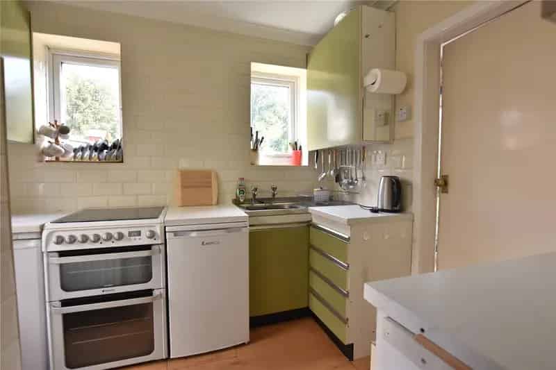 Three Bedroom Semi Detached House Calverley