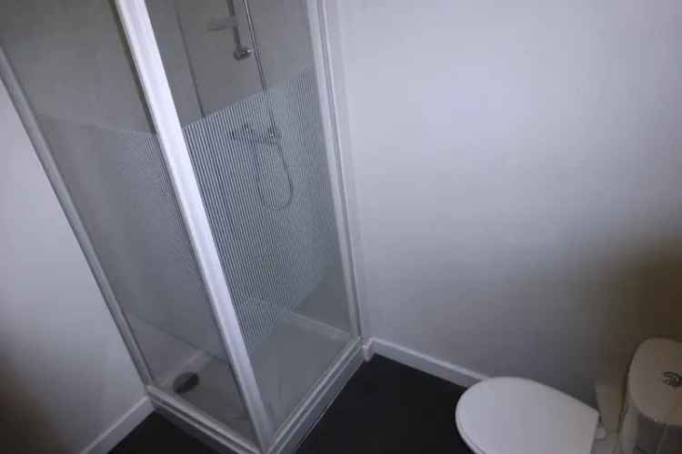 Flat For Rent , Bradford, England