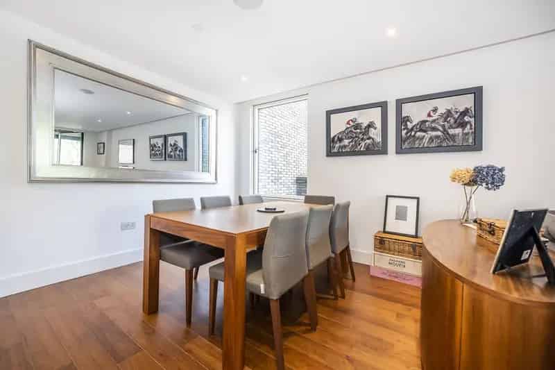 Two Bedroom Flat For Sale Upper Richmond Road