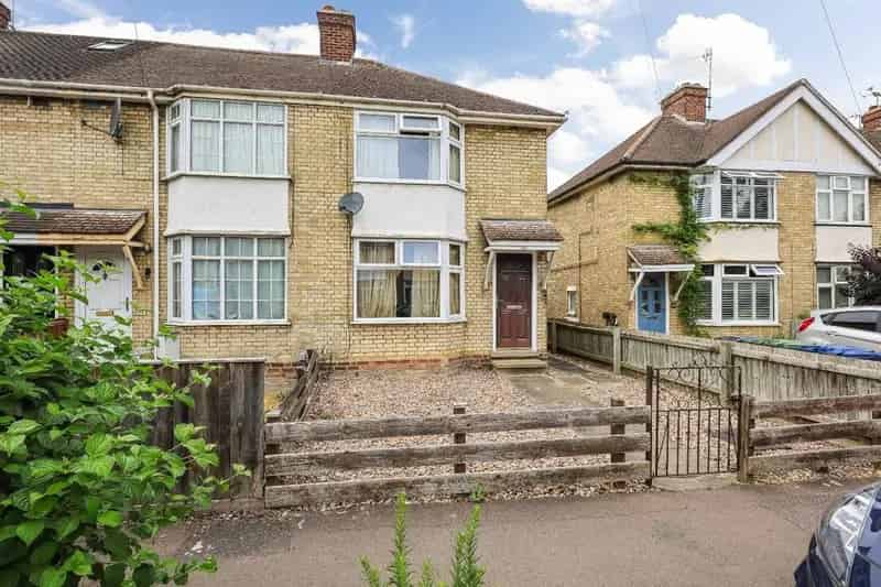 3 Bedroom End of Terrace House for Sale in Cambridge