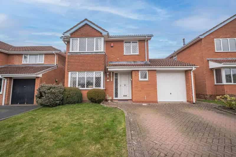 4 Bedroom Detached House for Sale