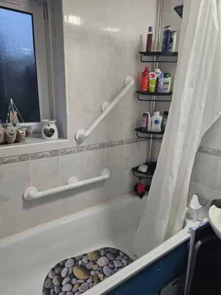 Conveniently Located Property Near School with Park Access
