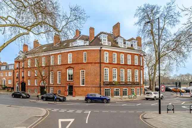 Duplex for Sale in Chelsea Embankment London SW3
