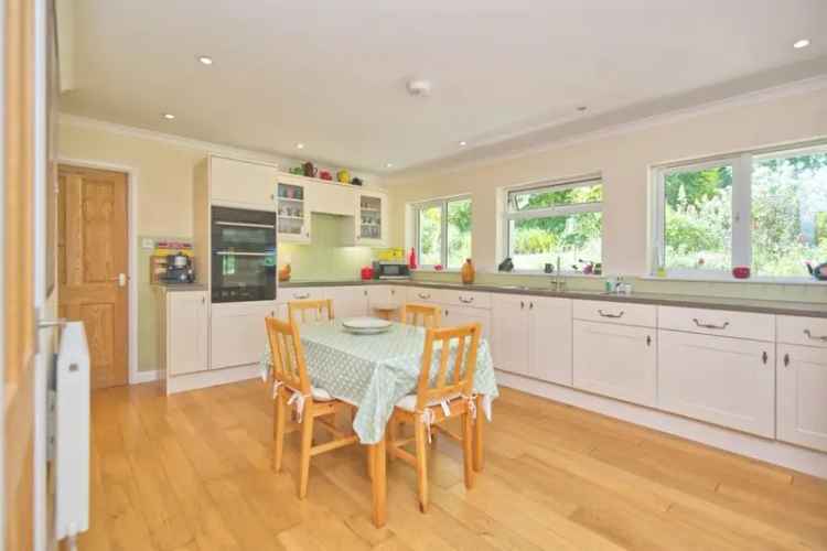 Stunning 3-Bedroom Bungalow with Breathtaking Sea Views in Minehead