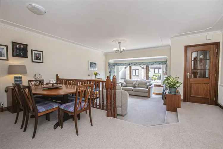 5 Bed Detached Bungalow for Sale in Dunfermline