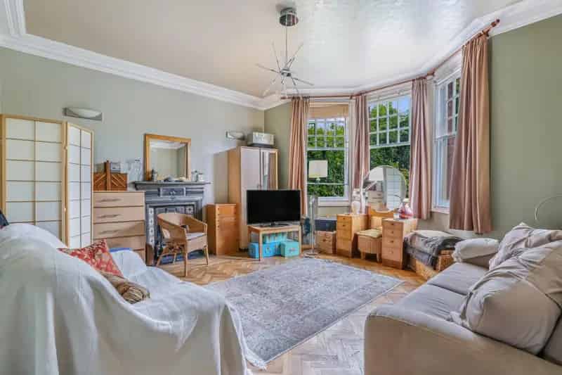 4 Bedroom Detached House For Sale Forest Hill