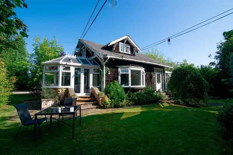 3 Bedroom Detached House to Rent