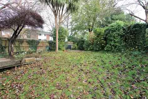 3 Bed End Terrace House Lordswood Southampton
