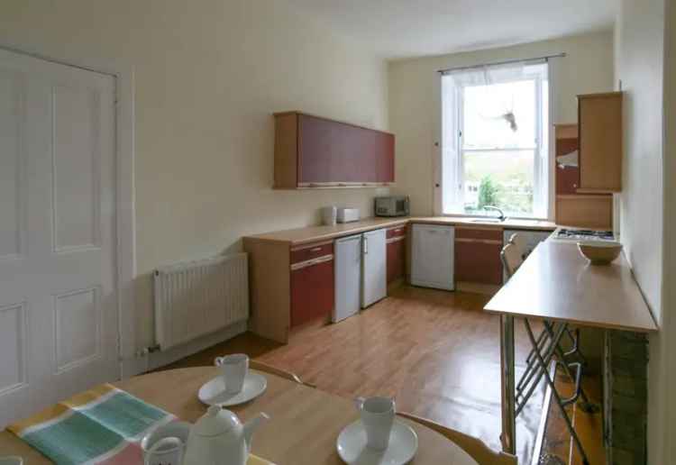 2 Bedroom Flat to Rent in Marchmont Edinburgh