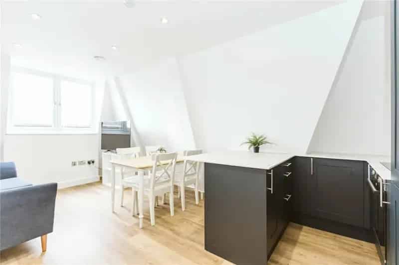 4 Bedroom Flat to Rent