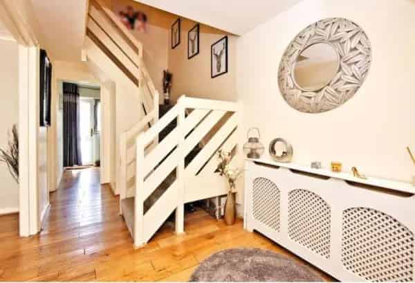 3 Bed Semi Detached House With Garden
