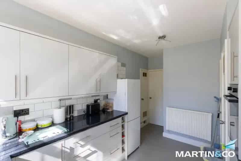 2 Bedroom Flat for Sale Near Harborne High Street